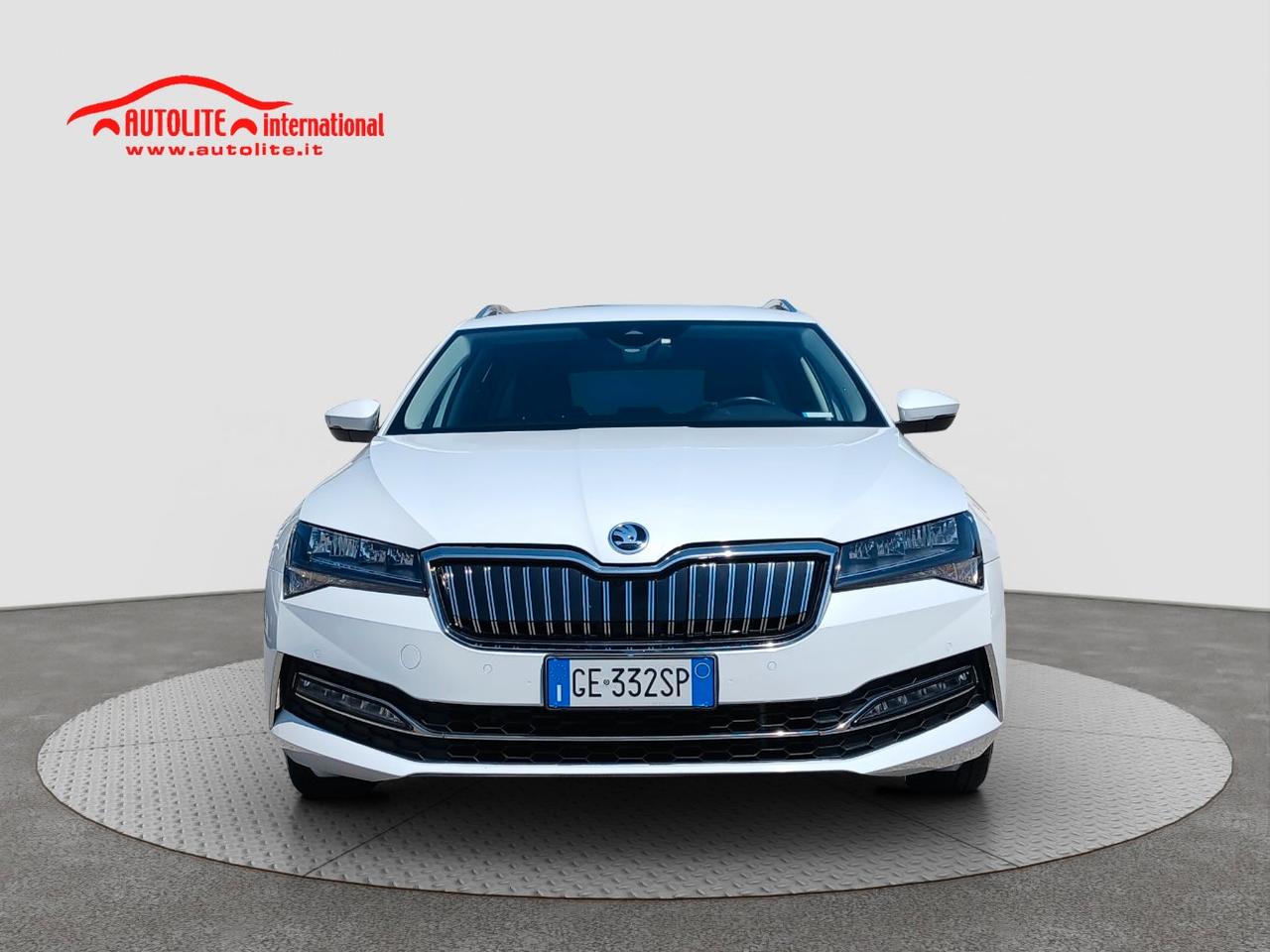 Skoda Superb iV Wagon Superb Wagon iV 1.4 tsi phev Executive dsg