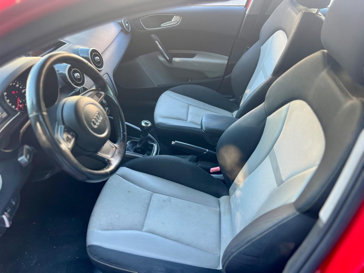 Audi A1 SPB 1.6 TDI 116 CV Admired