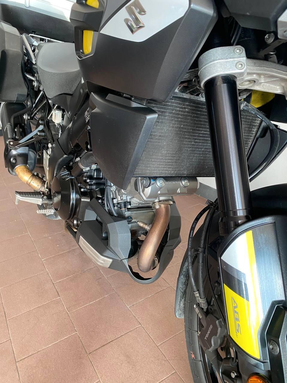 Suzuki V-Strom 1000
