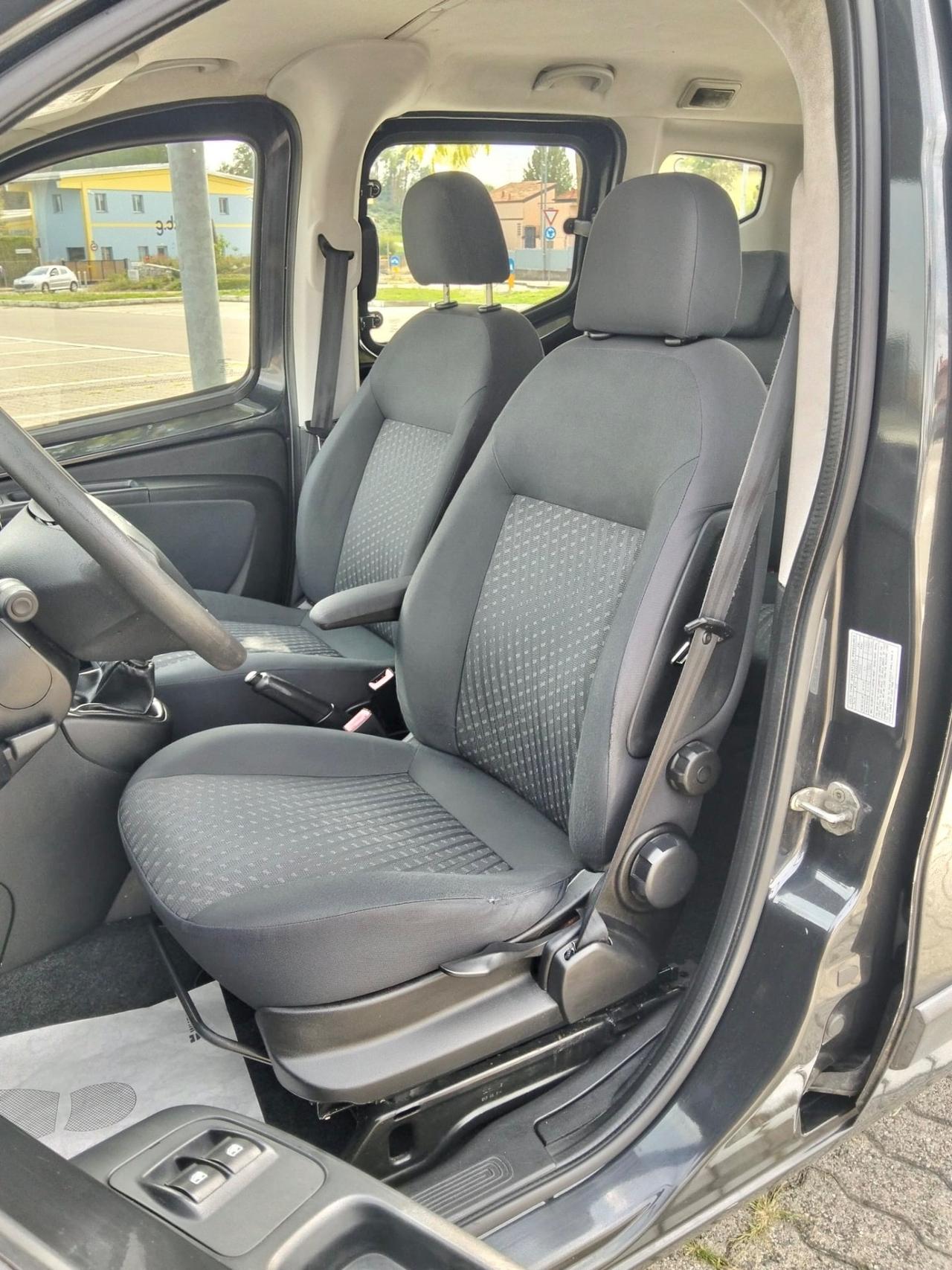 Peugeot Bipper Tepee 1.3 HDi 75 FAP Stop&Start Outdoor