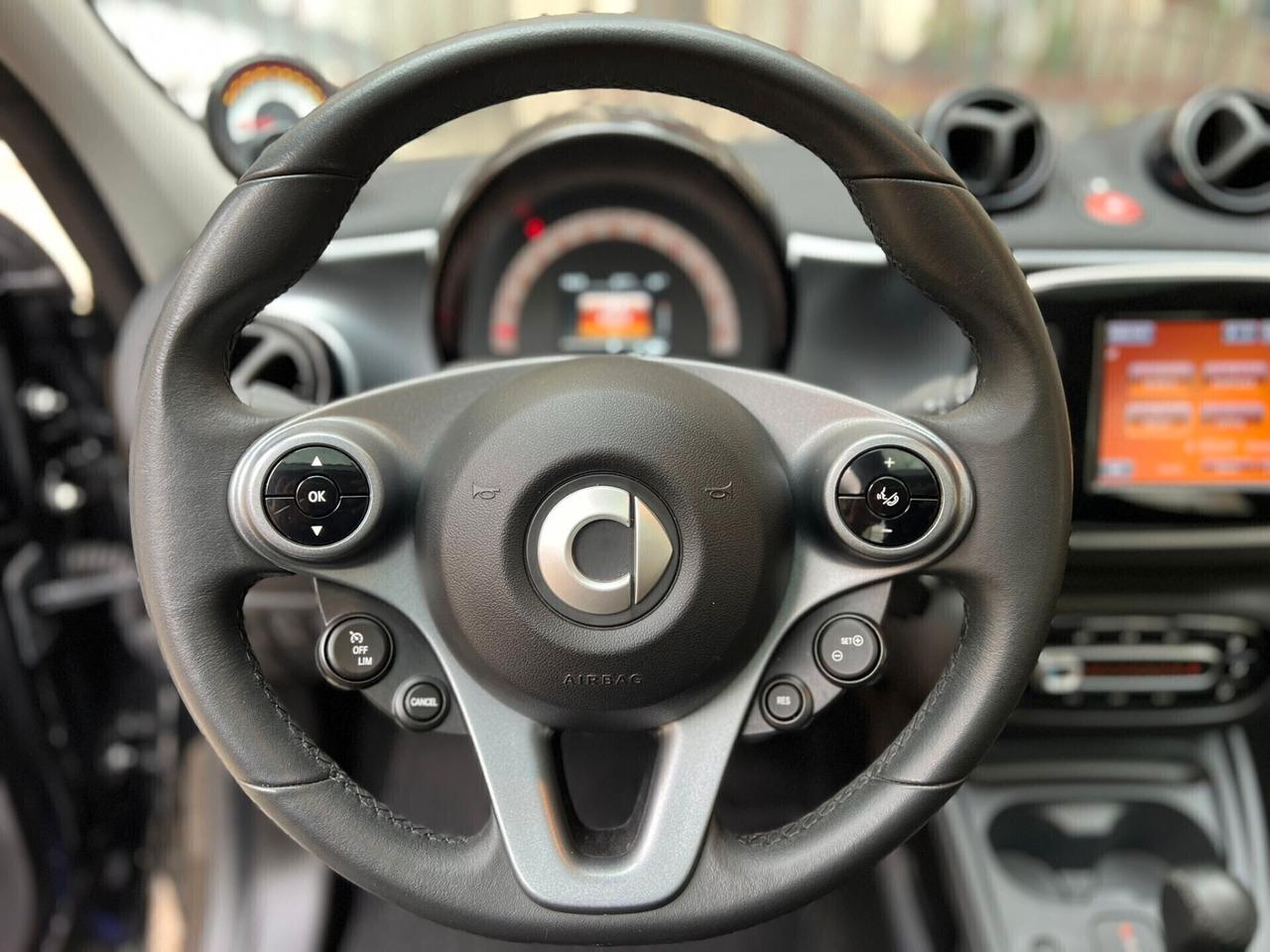 Smart ForFour EQ Enel x - black - Garanzia Smart - 12/2019 - km26.000 - TETTO PANORAMICO