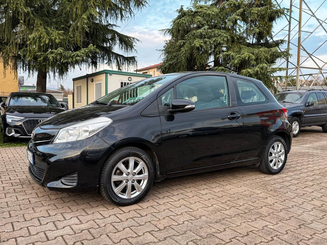 Toyota Yaris 1.0 3 porte OK NEOPATENTATI