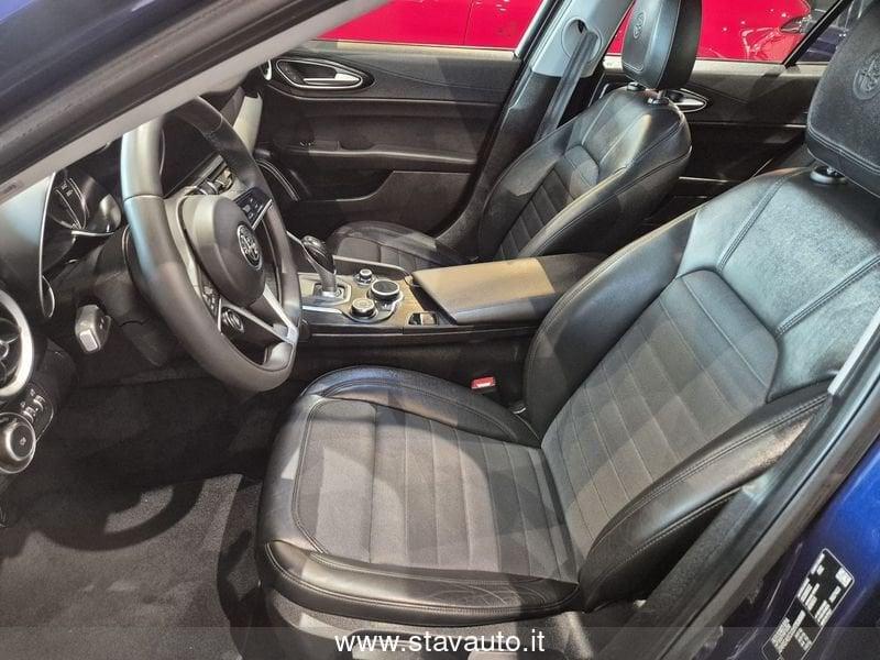 Alfa Romeo Giulia SUPER 2.2T