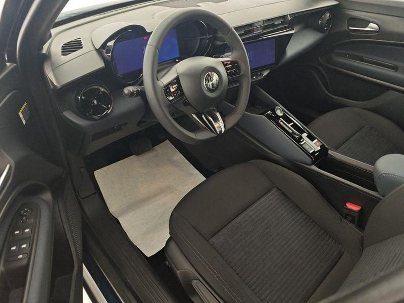 Alfa Romeo Junior 1.2 145 CV Hybrid eDCT6