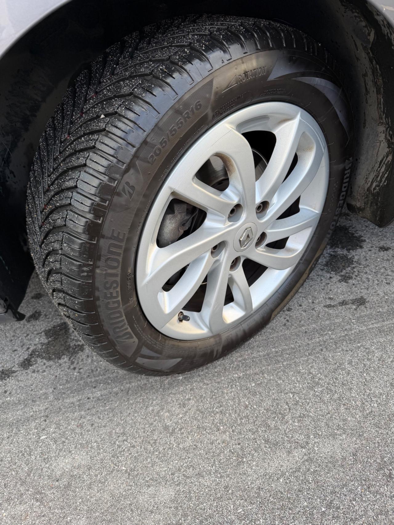 Renault Megane Mégane 1.5 dCi 110CV Limited - NEOPATENTATI