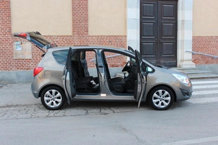 Opel Meriva 1.4 B\GPL 120CV Cosmo DAVVERO STUPENDA EX PENSIONATA