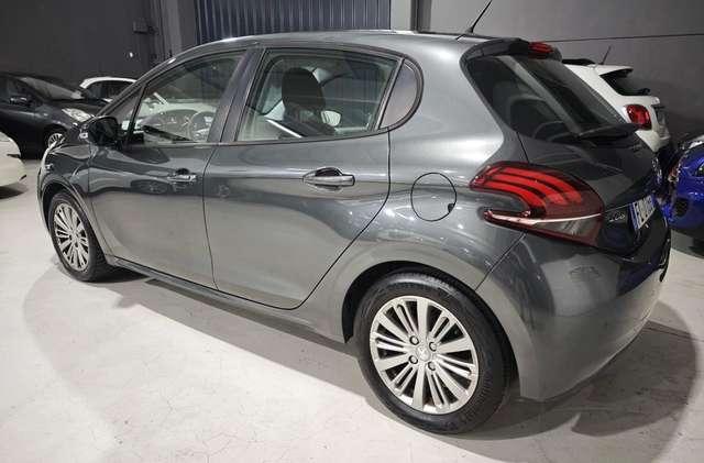 Peugeot 208 Neopatentati Benzina Euro 6 Cinghia nuova
