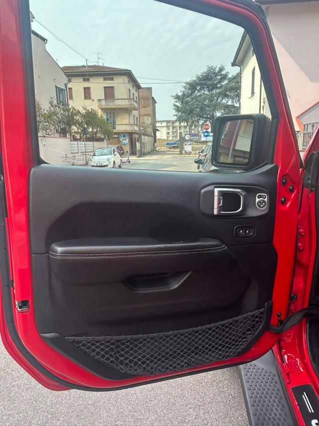 JEEP Wrangler 2.0 Turbo Sahara