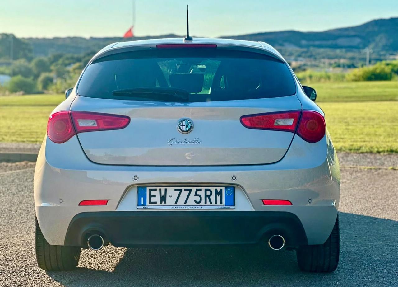 Alfa Romeo Giulietta 1750 Turbo TCT 241cv Quadrifoglio Verde