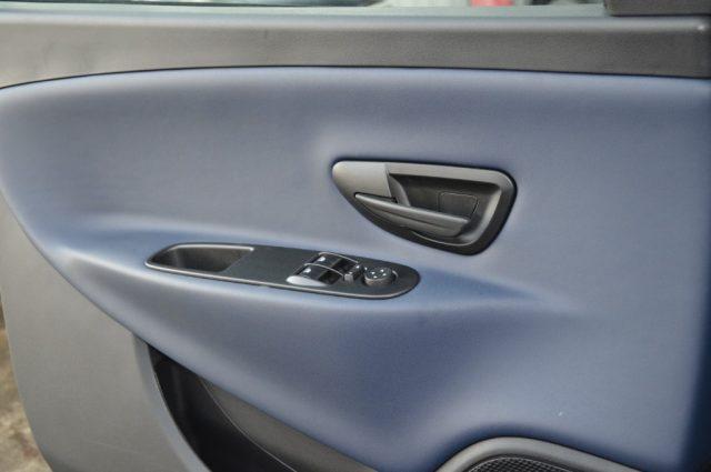 LANCIA Ypsilon 1.0 FireFly Hybrid Oro