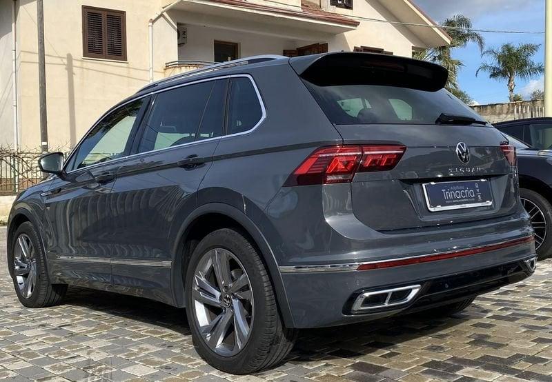 Volkswagen Tiguan R-LINE 2.0 TDI SCR 110 KW (150 CV) DSG