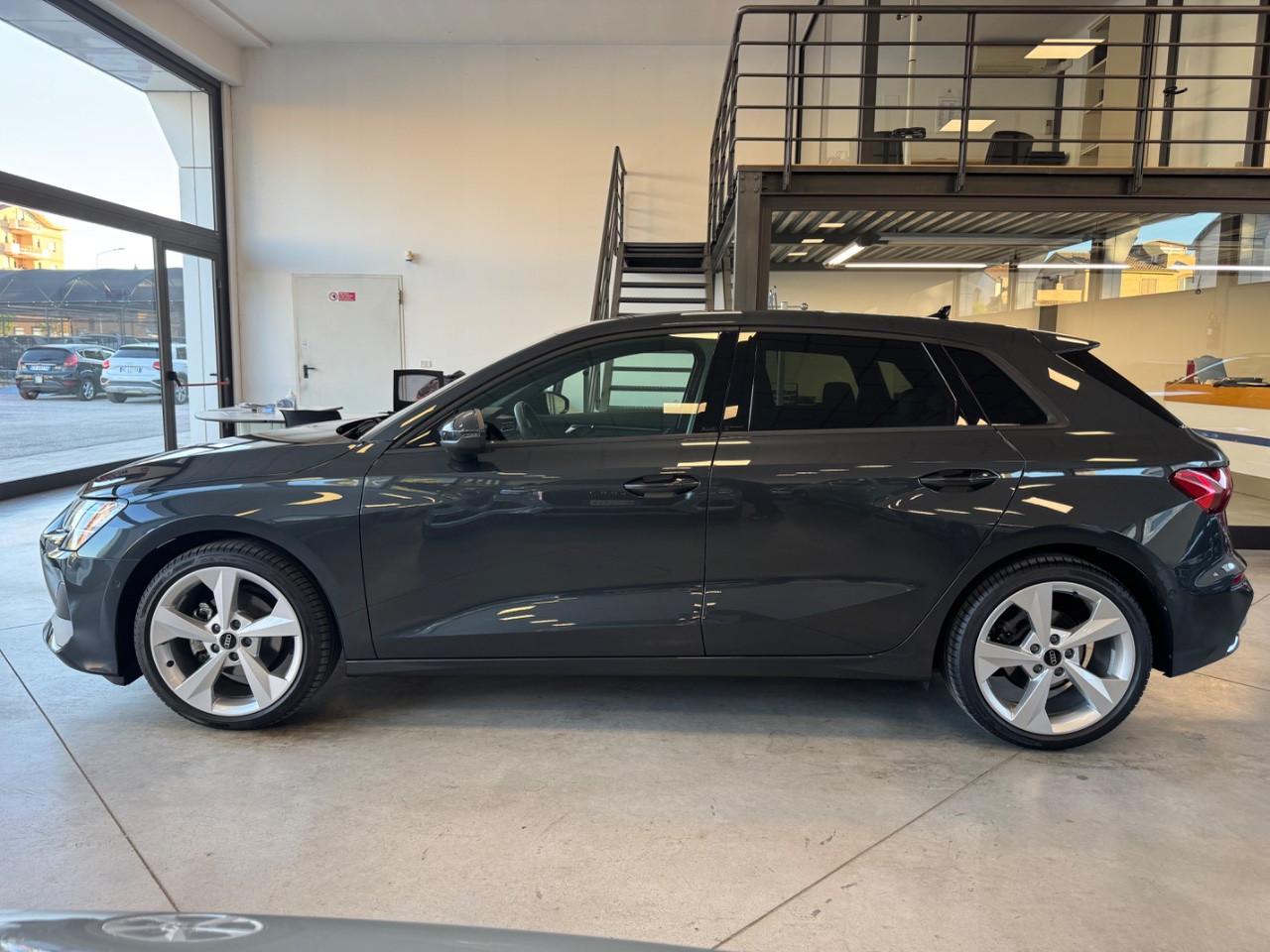 Audi A3 Sportback 30 TDI S Line Interiors 116cv