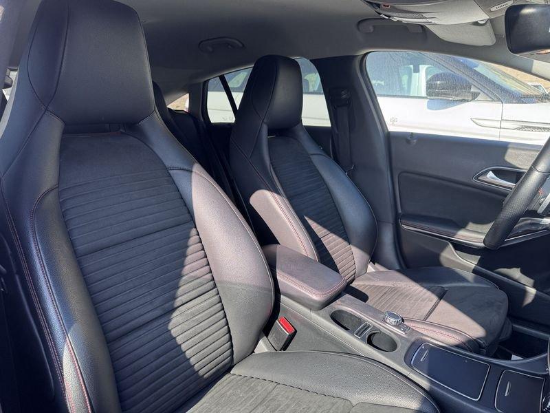 Mercedes-Benz CLA CLA Shooting Brake 200 d Premium 4matic auto FL