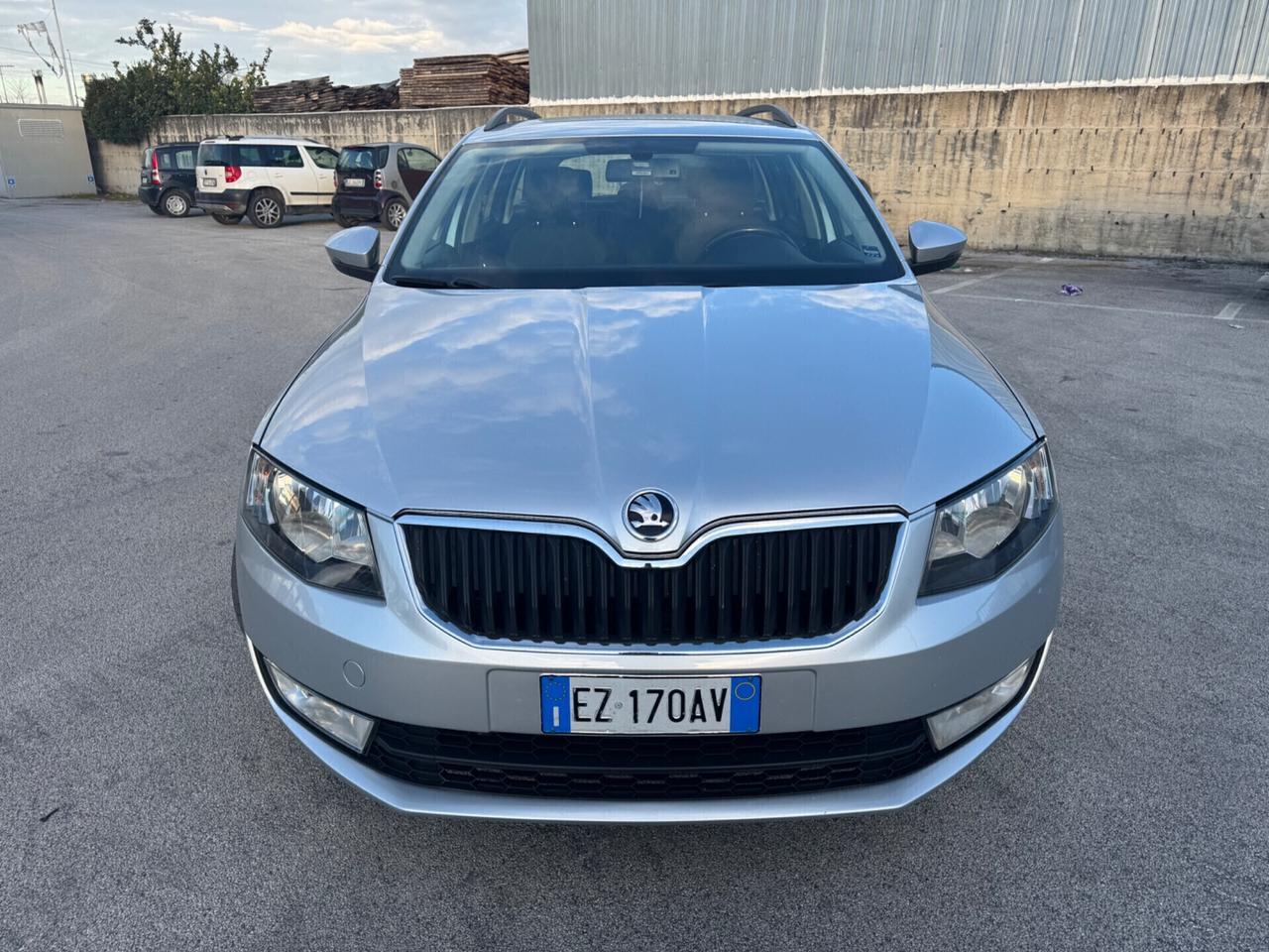 Skoda Octavia 1.6 TDI CR 105 CV Wagon Elegance