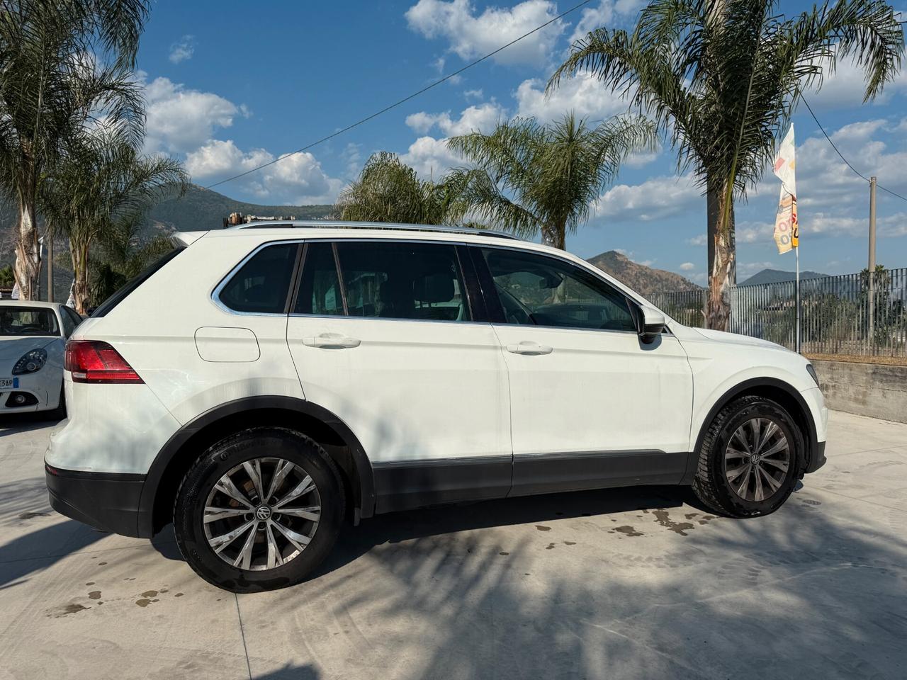 VOLKSWAGEN TIGUAN 2018 1.6 DIESEL 116 CV *MOT ROTTO