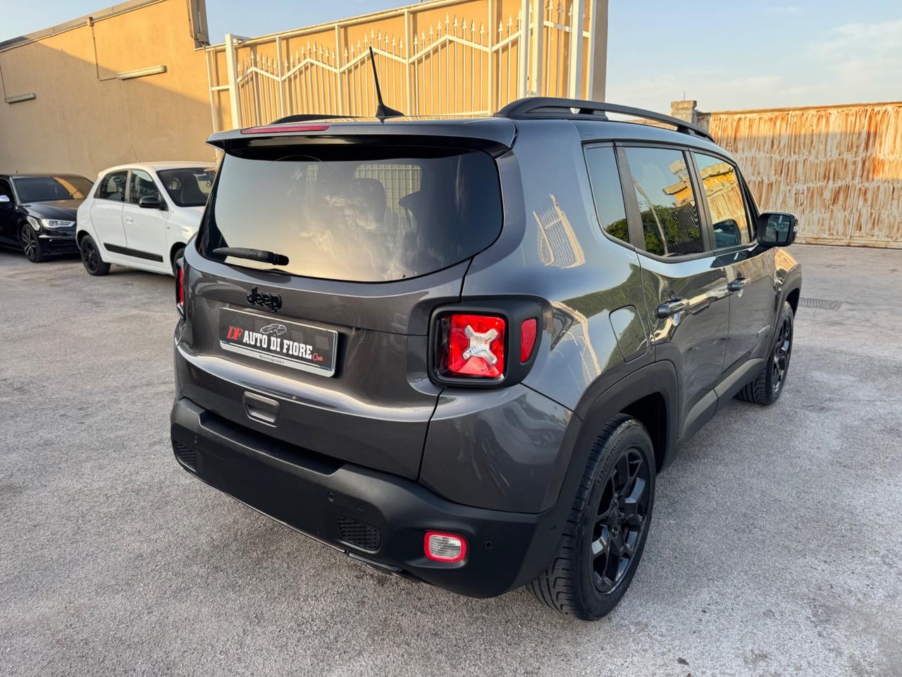 Jeep Renegade 1.6 Mjt DDCT 120CV NAVI AUTOMATICA