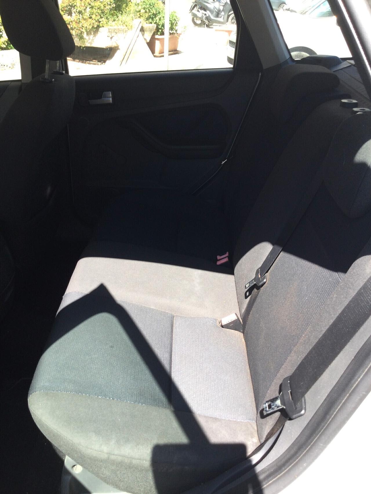 Ford Focus Station Wagon 1.6 TDCi (90CV) Titanium