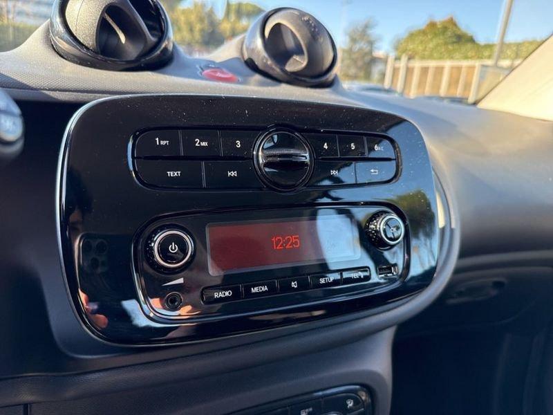 smart fortwo EQ PURE 4,6KW