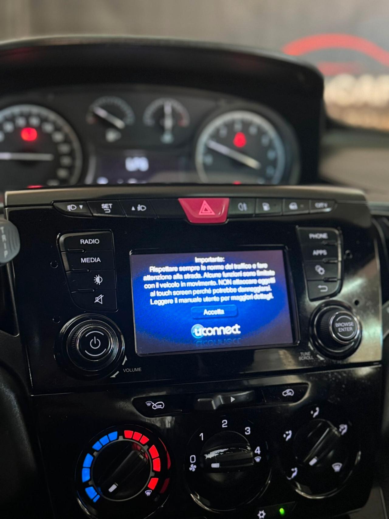 Lancia Ypsilon 1.2 69 CV 5 porte GPL Ecochic Gold