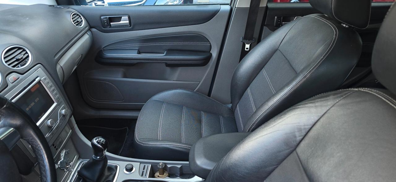 Ford Focus 2.0 (145CV) 5p. Bz.- GPL Tit.