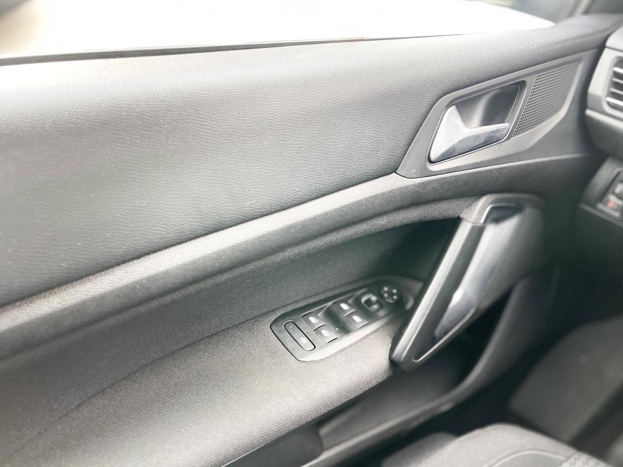 Peugeot 308 1.2 Benzina 130CV Automatica! E6 Neo - 2021