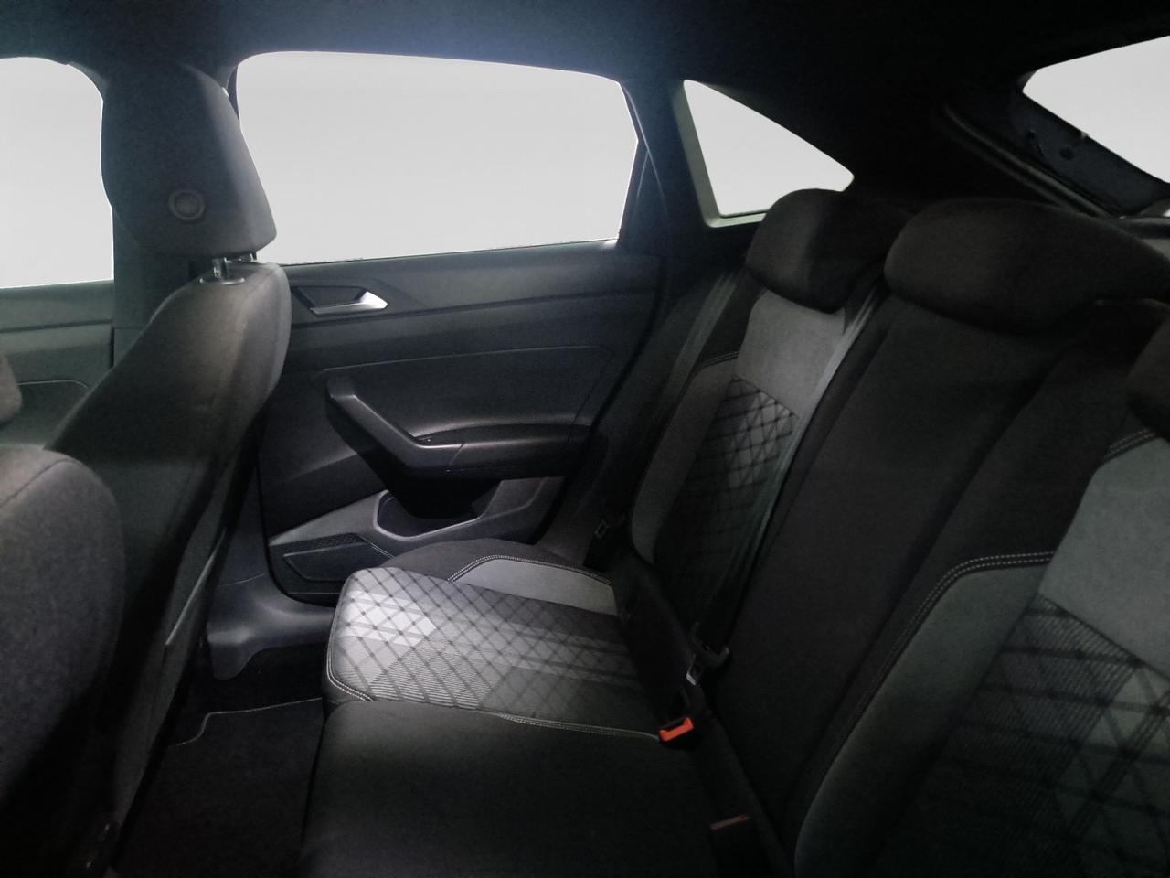 VOLKSWAGEN Taigo - Taigo 1.0 tsi R-Line 110cv
