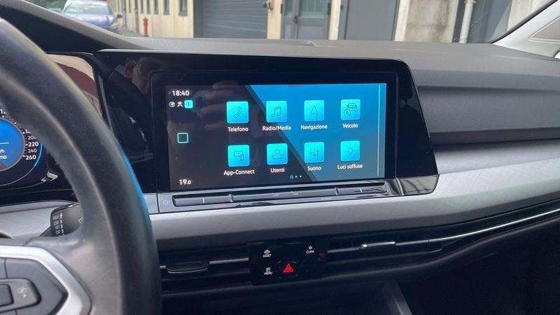Volkswagen Golf 1.5 tgi Life 130cv 1.5 TGI 130cv Style