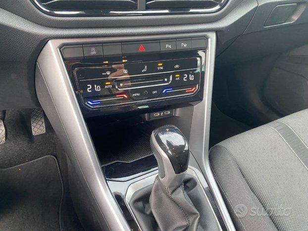 VOLKSWAGEN T-Roc 1.5 TSI ACT DSG Life