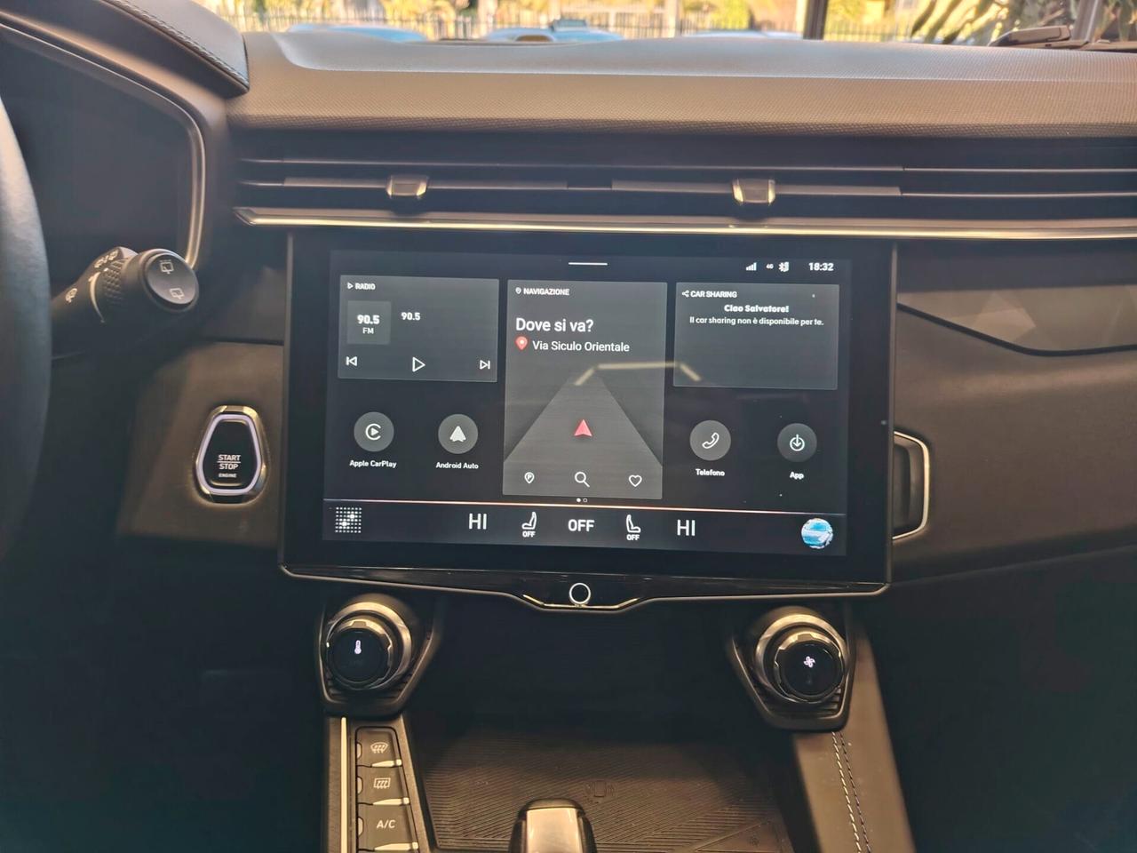 Lynk&co 01 PHEV
