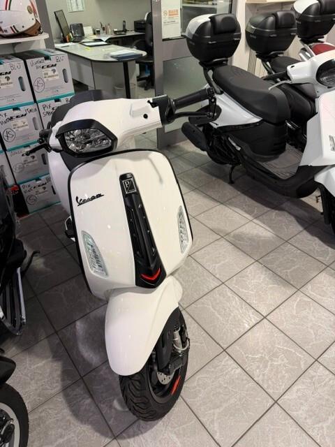 Piaggio Vespa 125 Sprint S MY2026