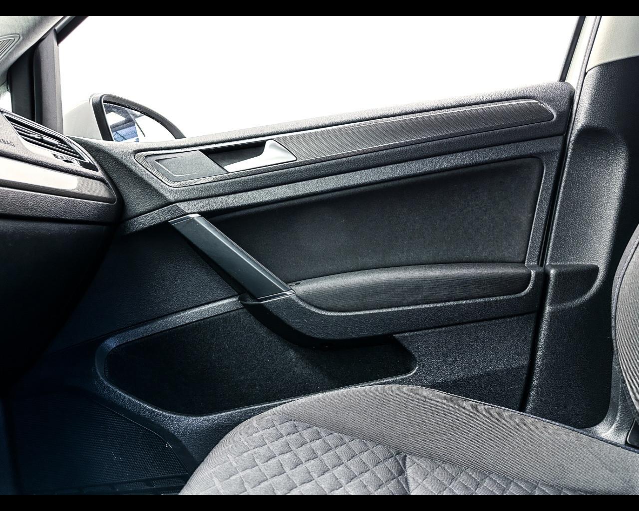 VOLKSWAGEN Golf 7ª serie - Golf Variant 2.0 TDI DSG Highline BlueMotion