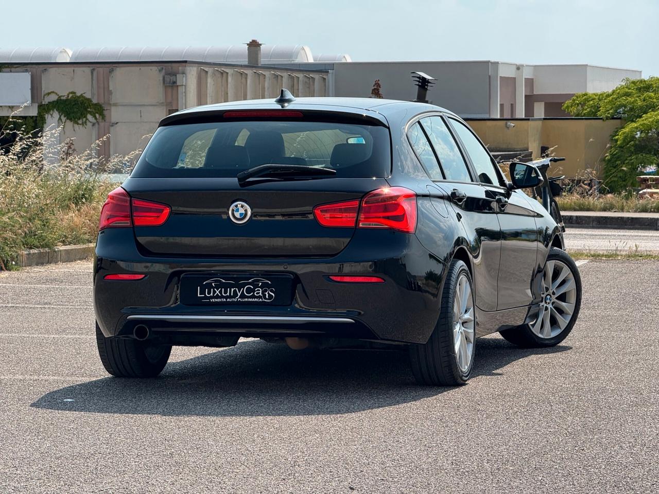 Bmw 118d Urban 150 cv AUTO LED