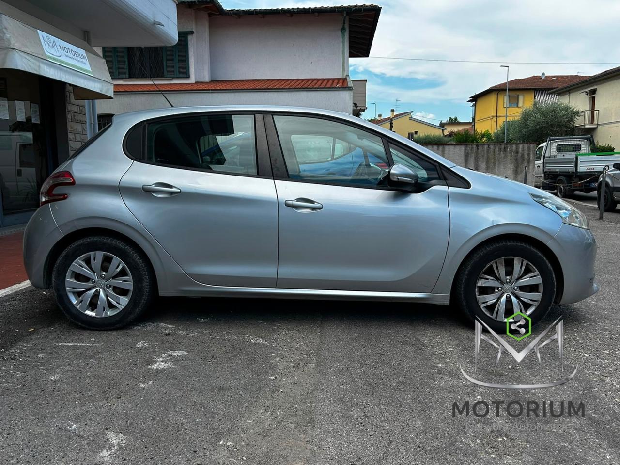 Peugeot 208 ACCESS 1.2 VTI 82CV