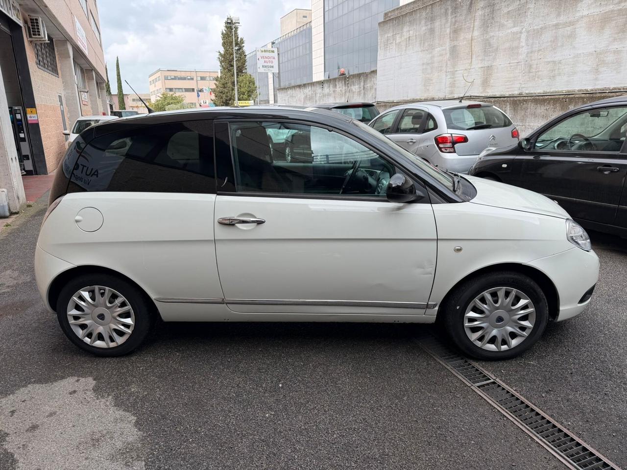 Lancia Ypsilon 1.2 GPL 60cv
