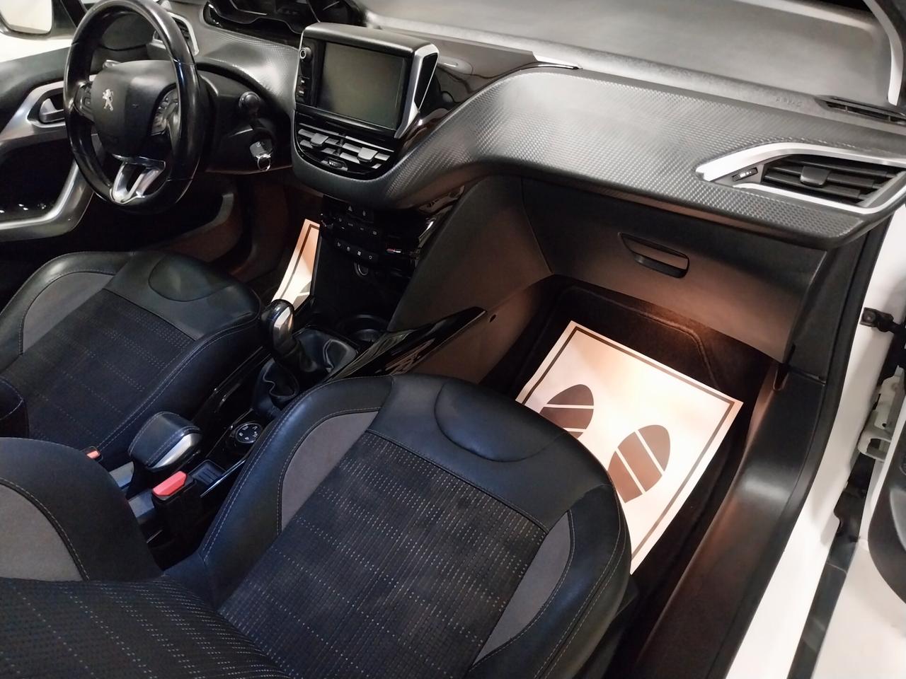 Peugeot 2008 BlueHDi 100 S&S GT Line - ok neopatentati