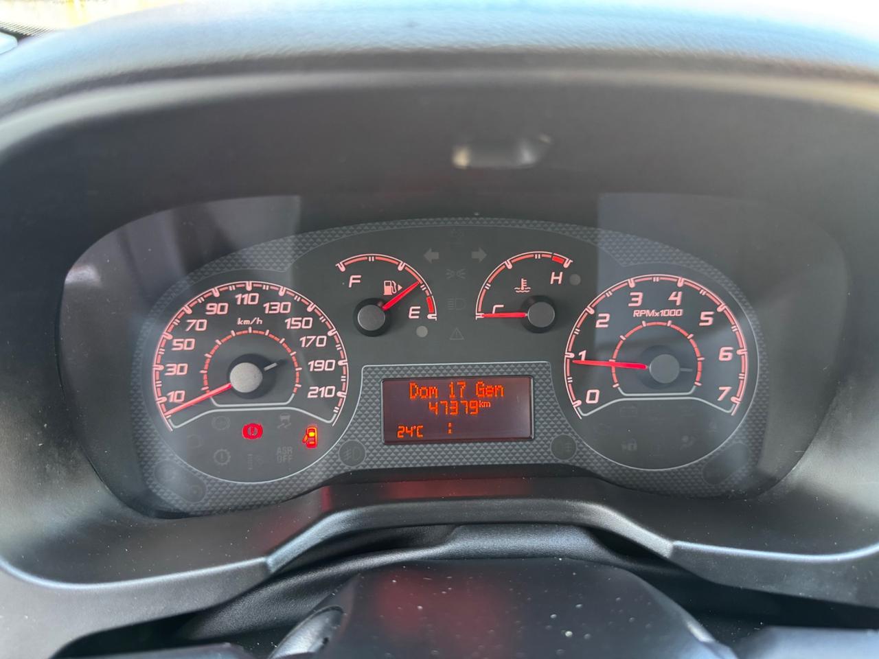 Fiat Fiorino QUBO 1.3 MJT 95CV Trekking (N1)