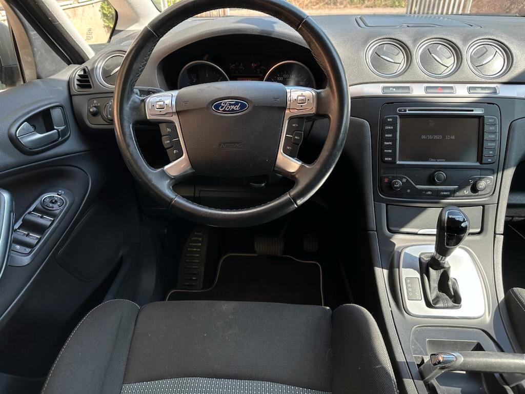 Ford S-Max 2.0 TDCi 140CV Powershift Nav Edition