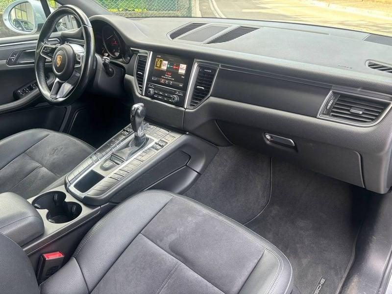 Porsche Macan 2.0 Benzina 252cv