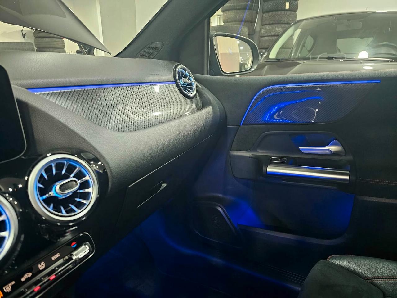 NUOVA MERCEDES-BENZ CLASSE B 180d 116CV PREMIUM AMG