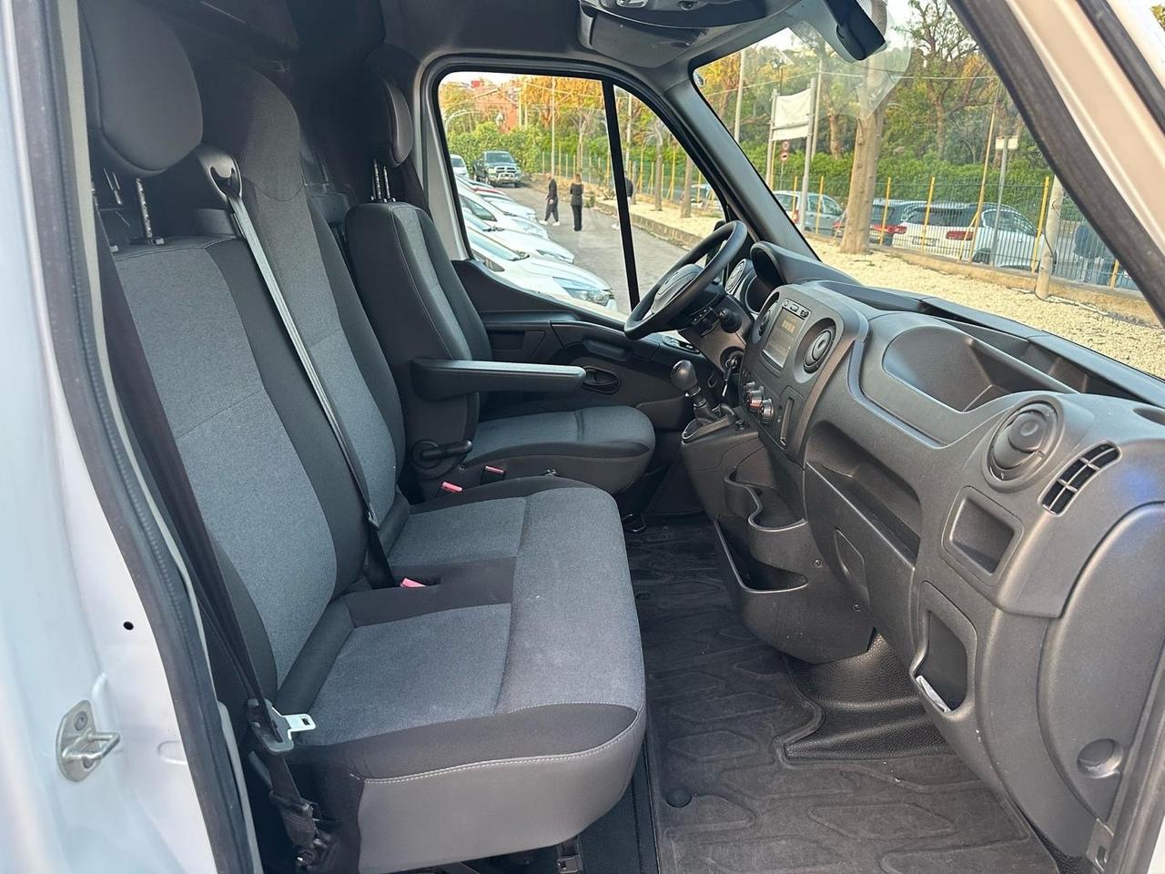 Renault Master T35 2.3 dCi 135 PM Cabinato Ice