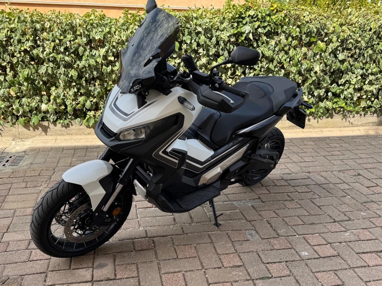 Honda X-ADV 750