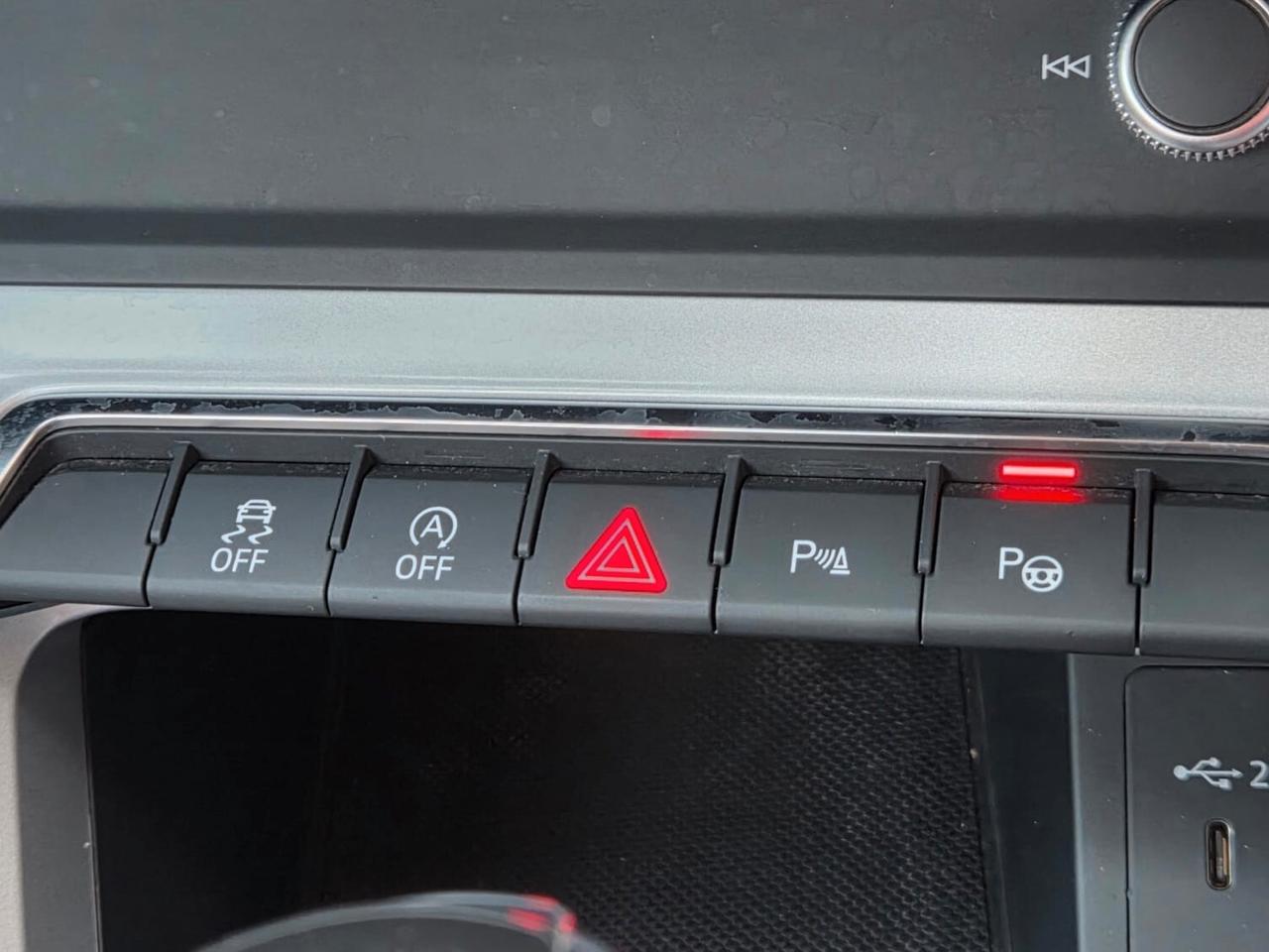 Audi Q3 35 TDI S tronic 150 cv Business
