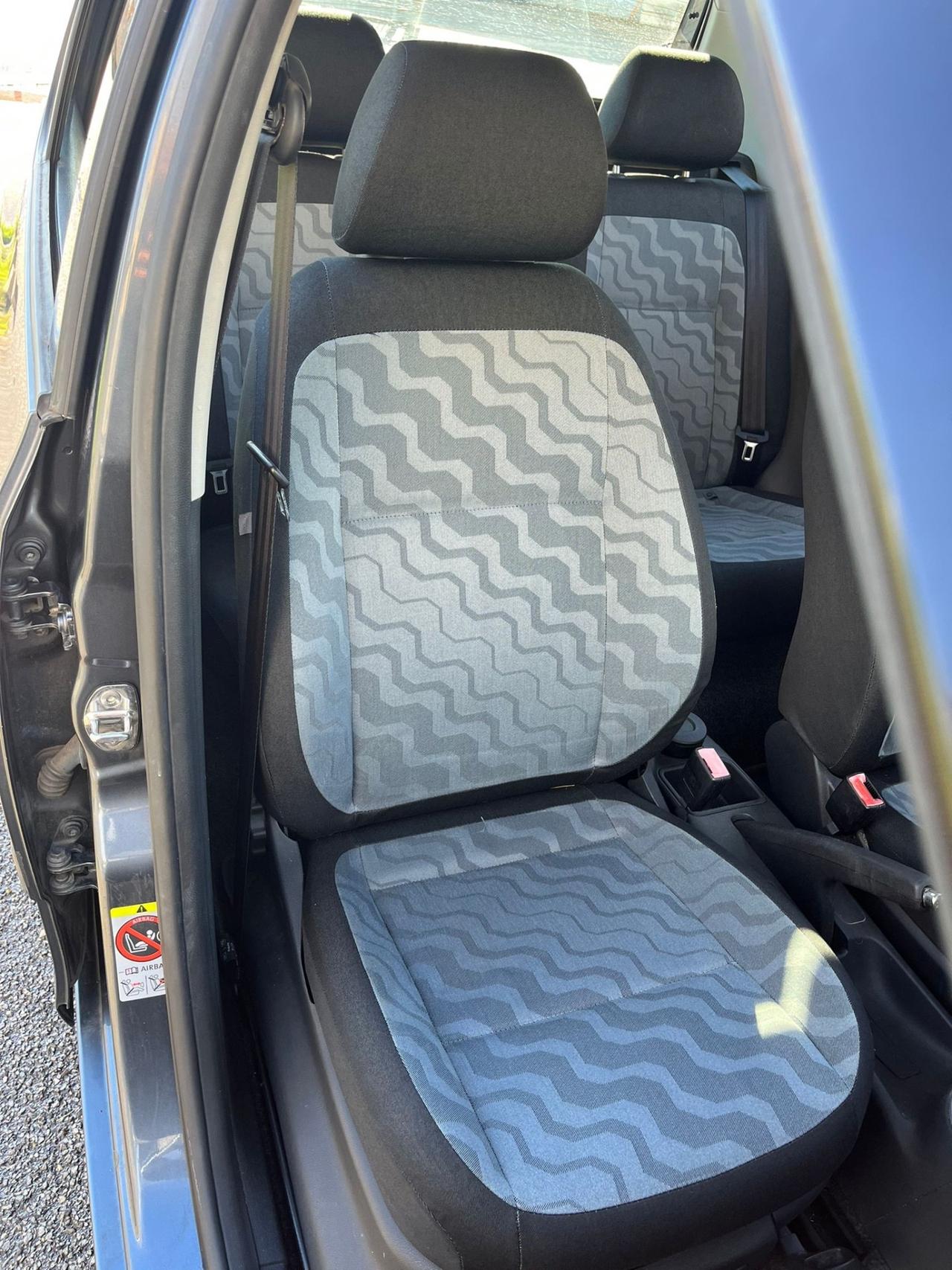 Skoda Fabia 1.2 benzina 12V 70CV 5p. Style