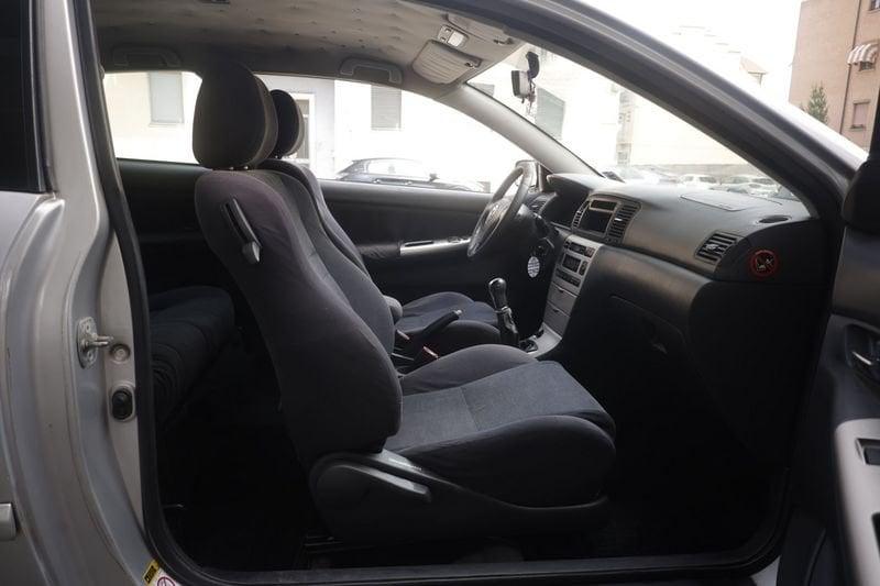 Toyota Corolla Toyota Corolla Corolla 2.0 d-4d 3p ANNO 2002