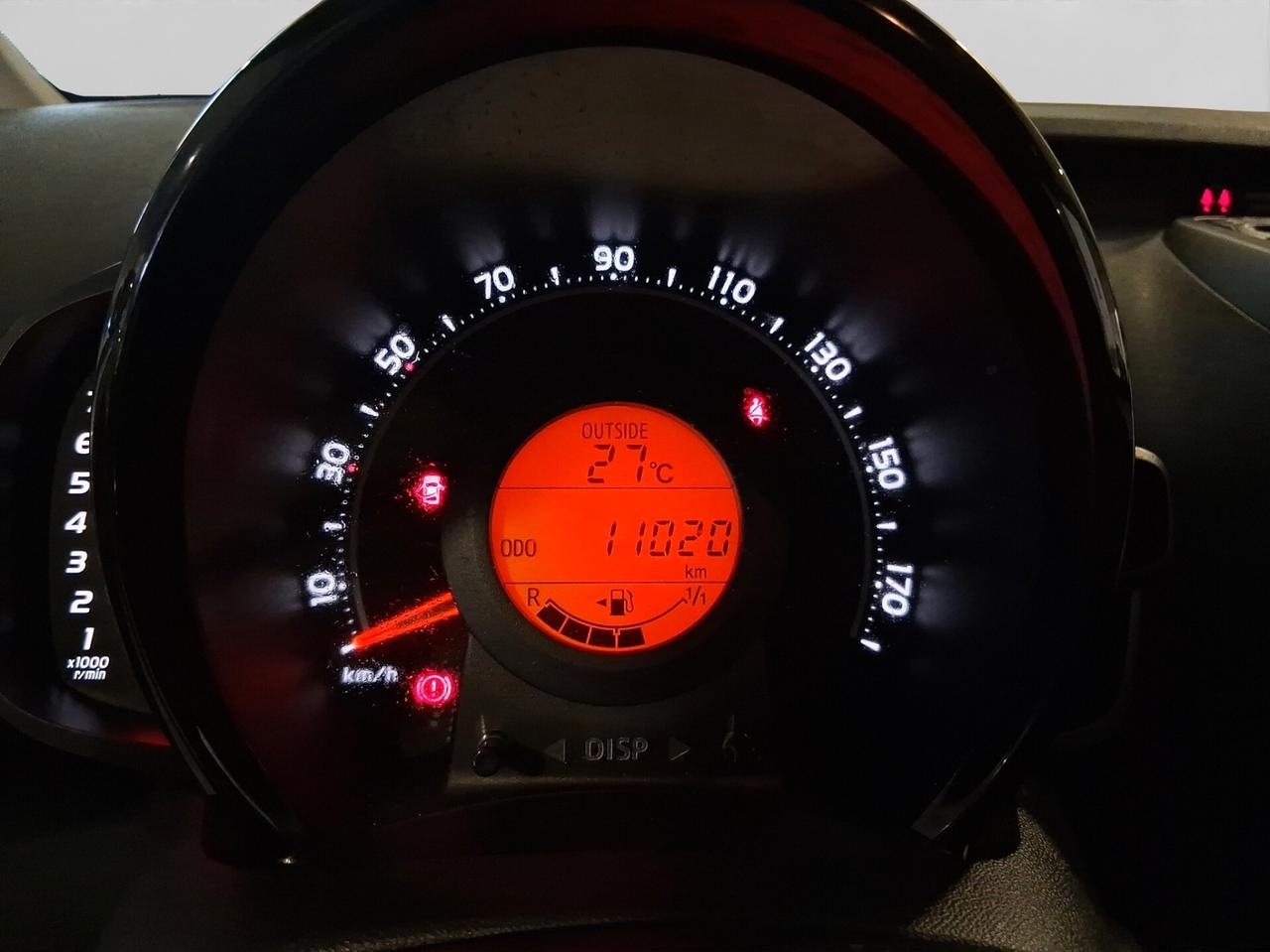 Toyota Aygo Connect 1.0 VVT-i 72 CV 5 porte x-play
