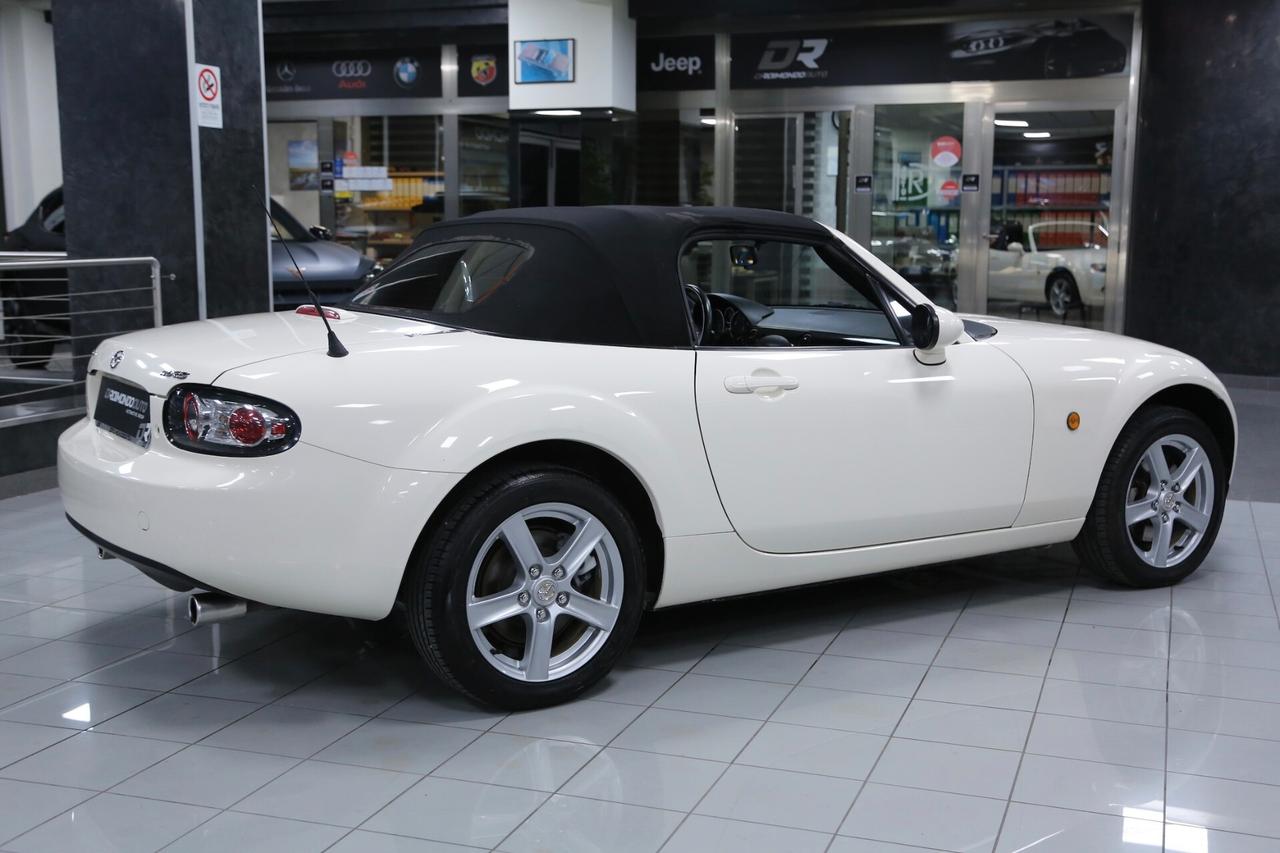 Mazda MX-5 Roadster Coupé 1.8L Wind