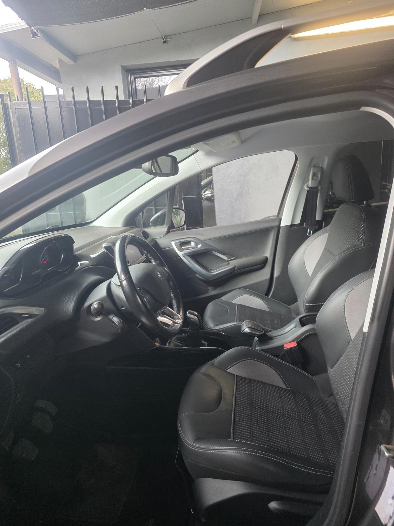 Peugeot 2008 cross