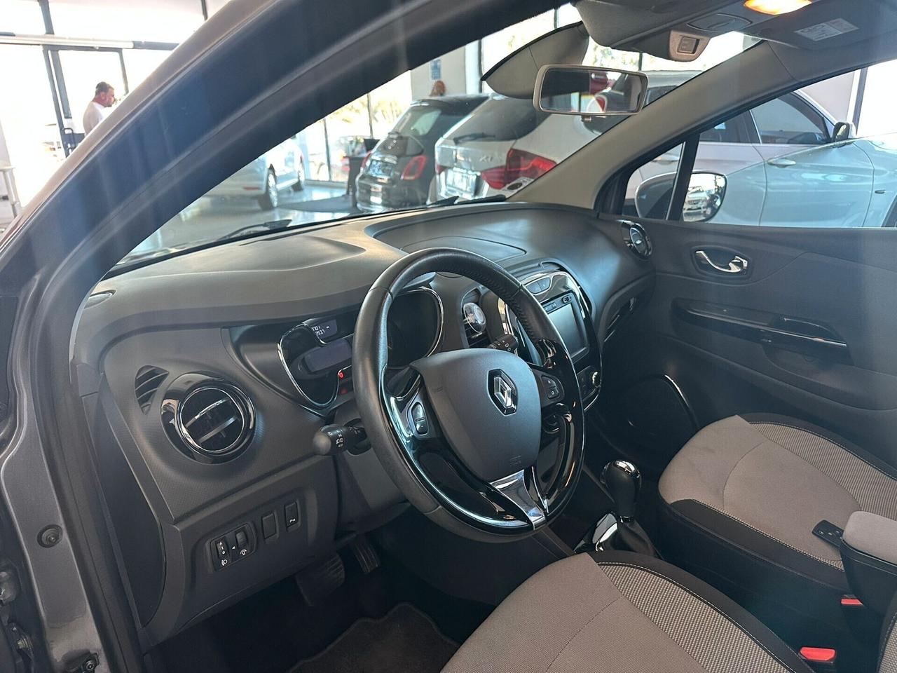 Renault Captur 1.5 dCi 8V 90 CV CAMBIO AUTOMATICO