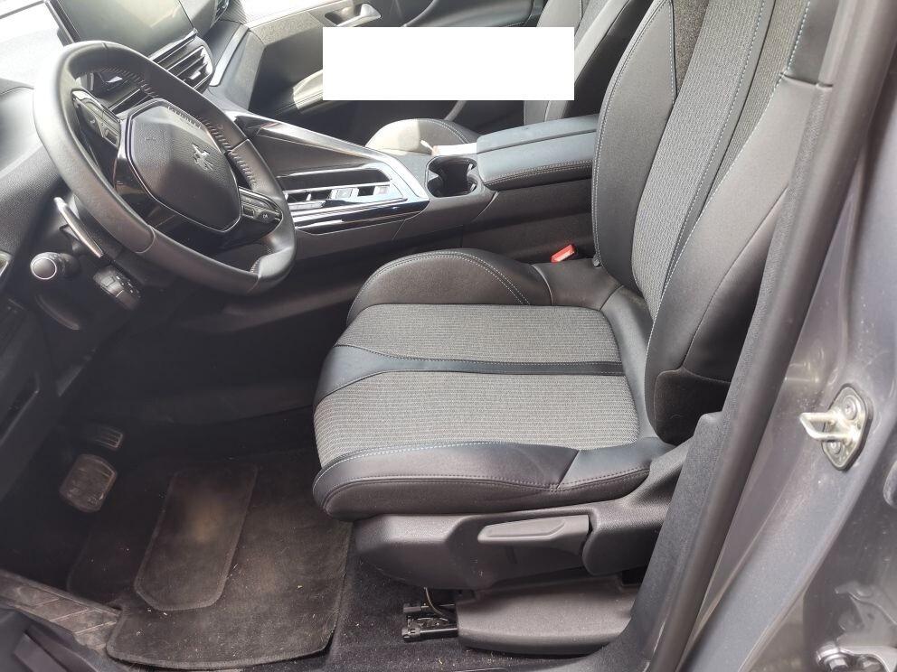 PEUGEOT 3008 1.5 BLUEHDI 130CV EAT8 SeS ALLURE PACK ( FARI LED - I-COCKPIT - CRUISE - NAVI - MIRROR - SENSORI POST. - TELECAMERA POST. - CERCHI 18 )