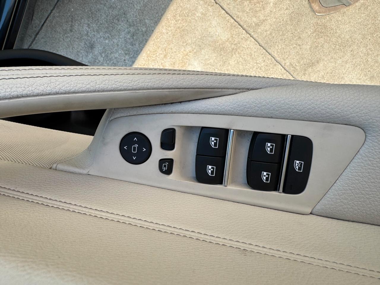 BMW 518 MHE LUXURY BERLINA